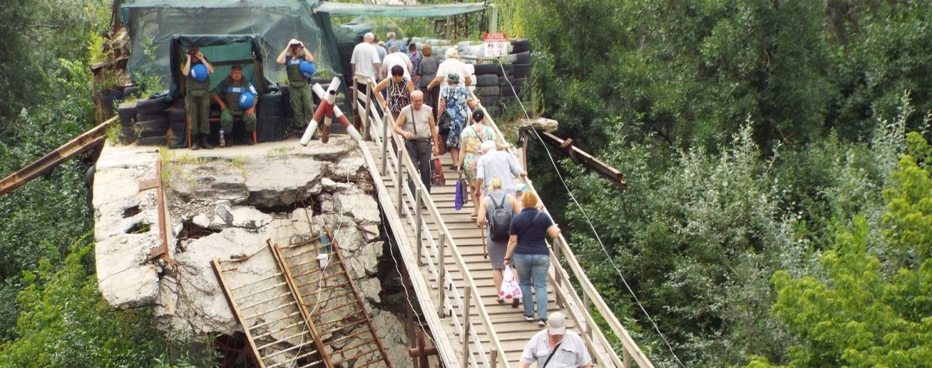 Бойовики зривають початок розмінування мосту у Станиці Луганській