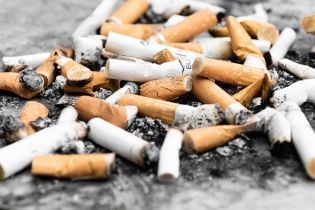 У Чорногорії заборонили куріння у ресторанах і кав’ярнях