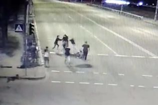 Напад на поліцейського у Києві: семеро підозрюваних отримали підозри
