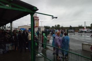 КППВ "Станица Луганская" закрывали из-за возможного заминирования