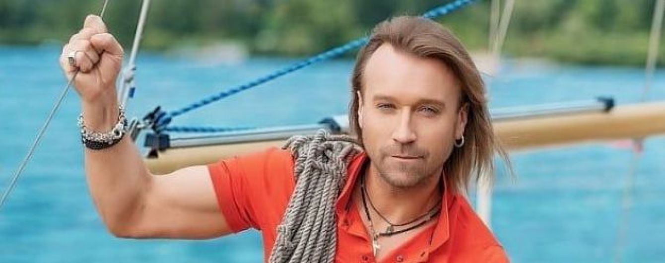 Блондин Олег Винник з незвичною стрижкою показав себе юнаком