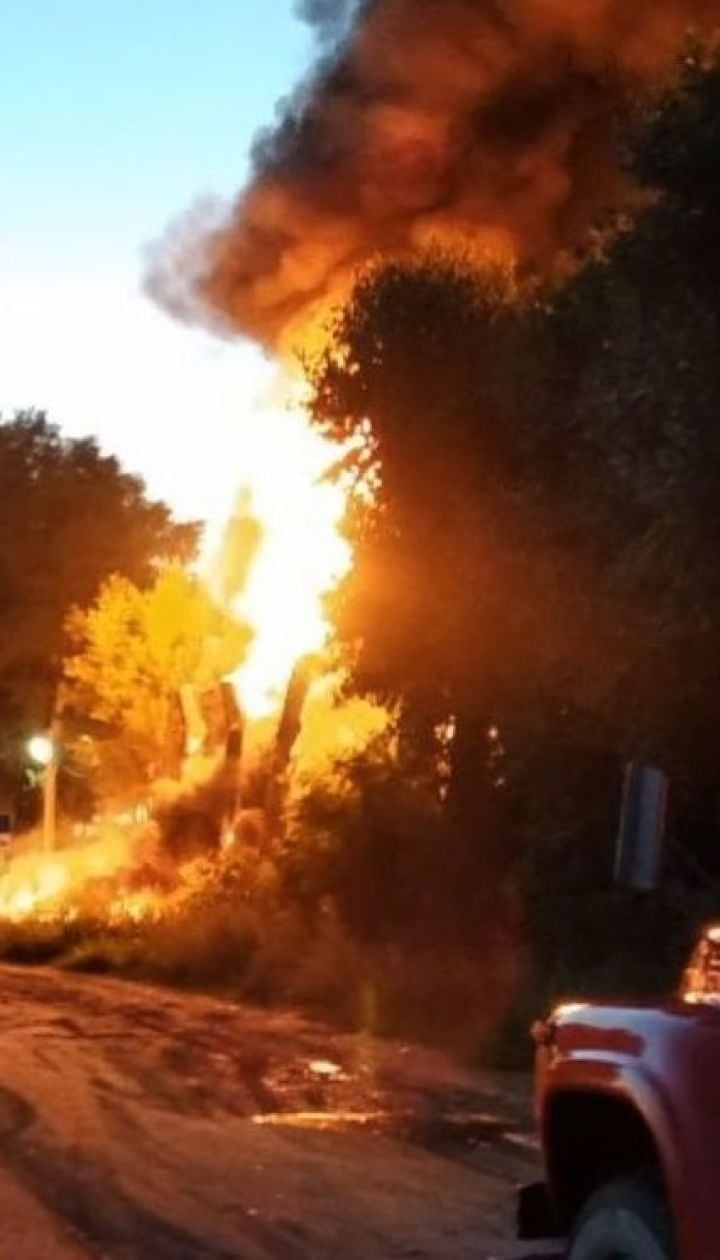 На Київщині сталася пожежа на автозаправній станції