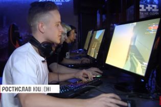 В Украине набирает обороты киберспорт: как отличить игромана от профессионального спортсмена