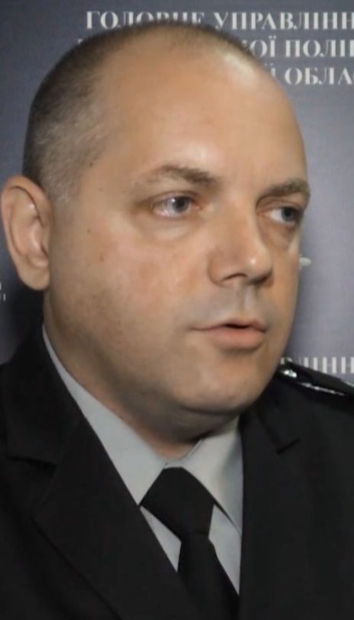 Матір, яка викинула свого 3-річного мертвого сина у валізі, знайшли і відпустили