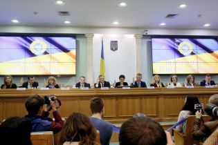 ЦВК офіційно зареєструвала перших новообраних нардепів