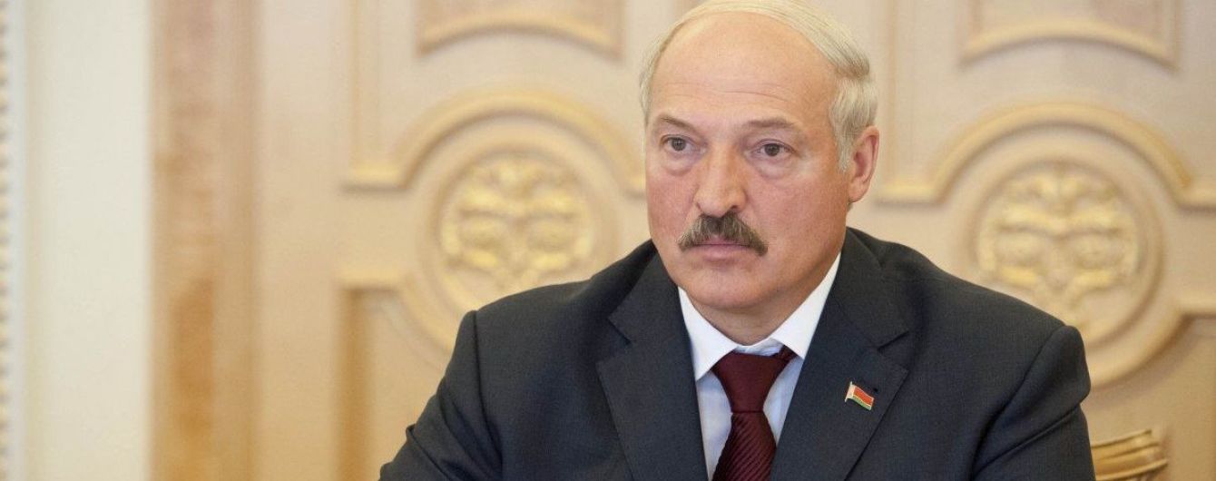 Лукашенко пообещал ответить на размещение американских танков в Литве