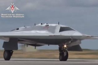 Міноборони РФ показало відео випробувань "невидимого" безпілотника