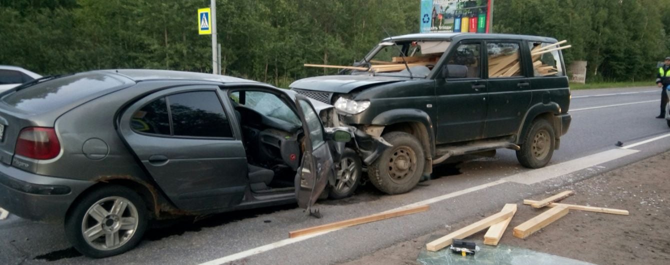Зіткнення лобом в лоб. Як уникнути фатальних аварій на дорозі