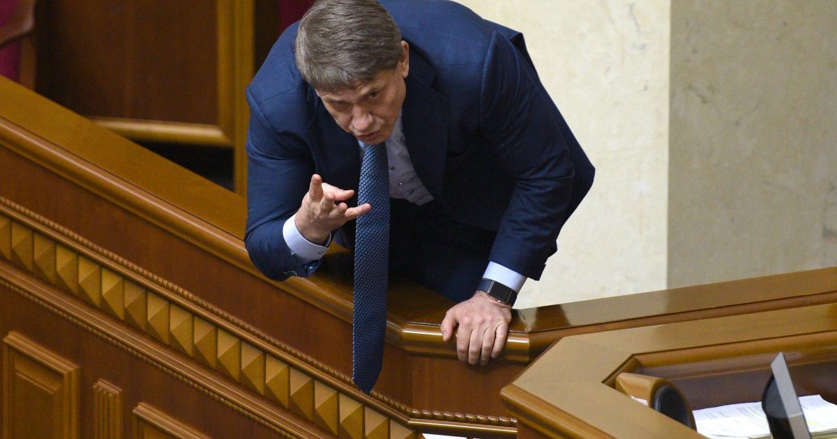 Насалик пригрозил отключением от энергоснабжения водоканалам за многомиллиардные долги