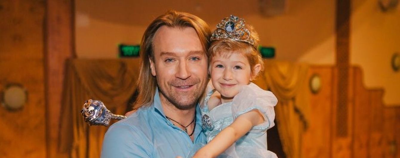 Олег Винник здійснив мрію маленької прихильниці і завітав до неї на бал