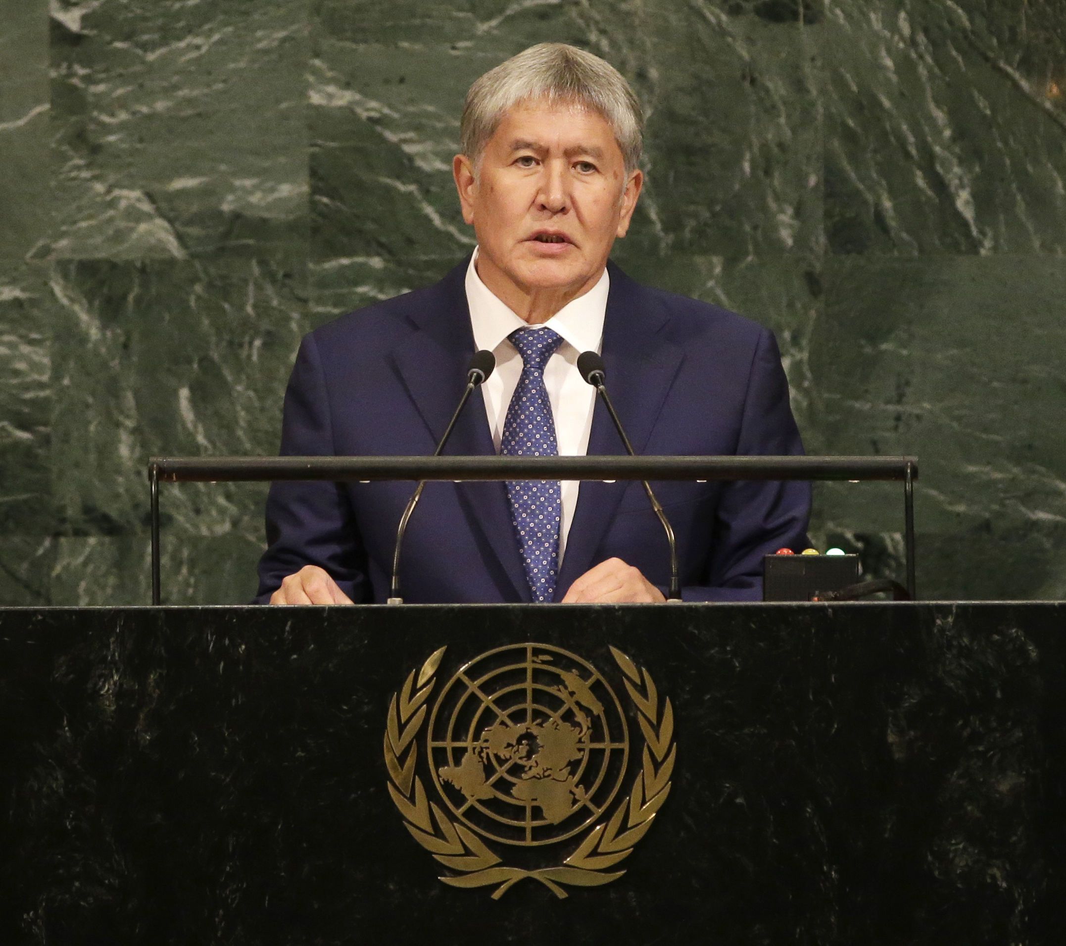 штурм резиденції Атамбаєва в Киргизстані_1
