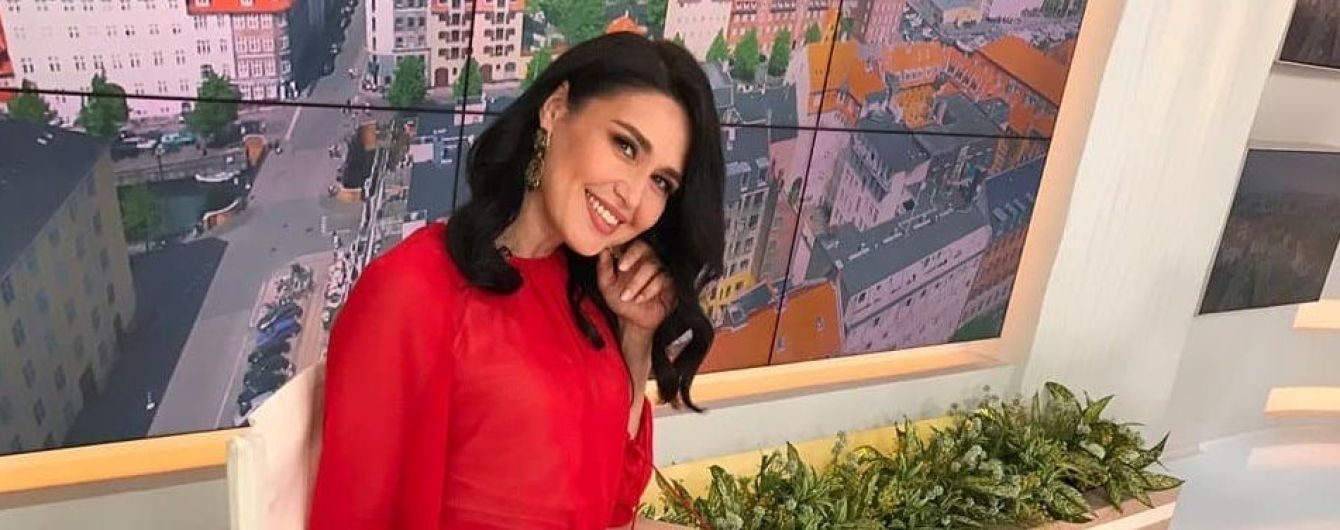 Людмила Барбир поделилась забавным видео, на котором едва не подавилась арбузом
