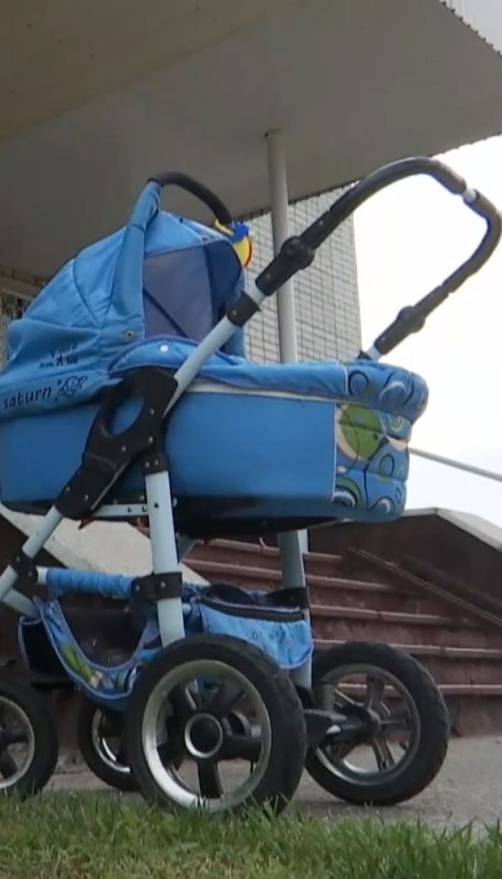 23-летняя девушка в Хмельницкой области задушила собственного младенца, а тело спрятала за диван