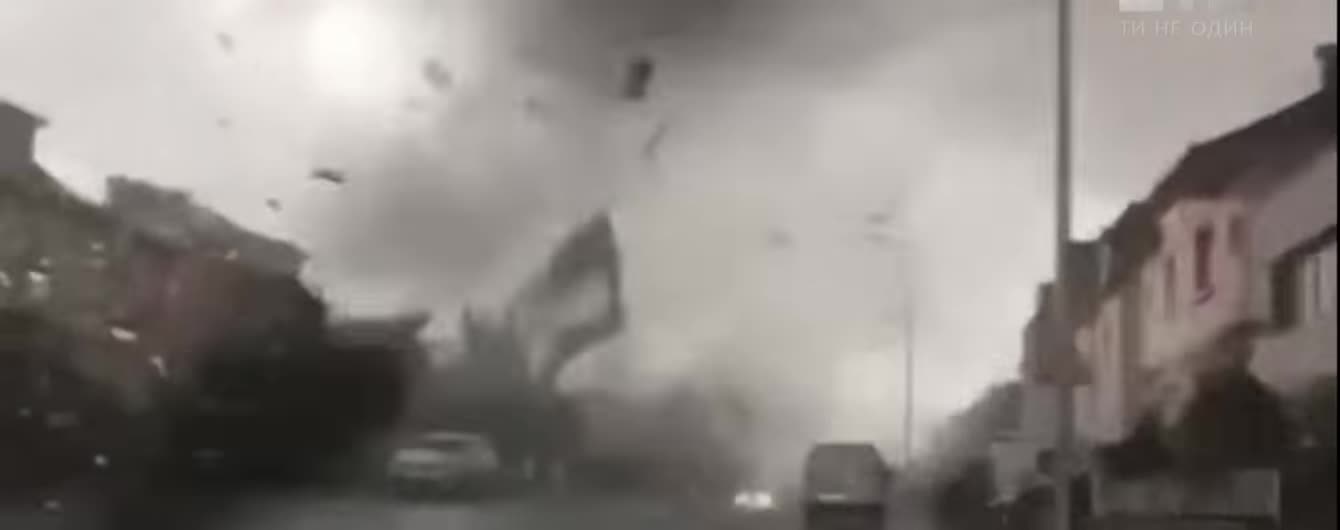 Торнадо в Люксембурзі зруйнув півтори сотні будинків та травмував два десятки людей