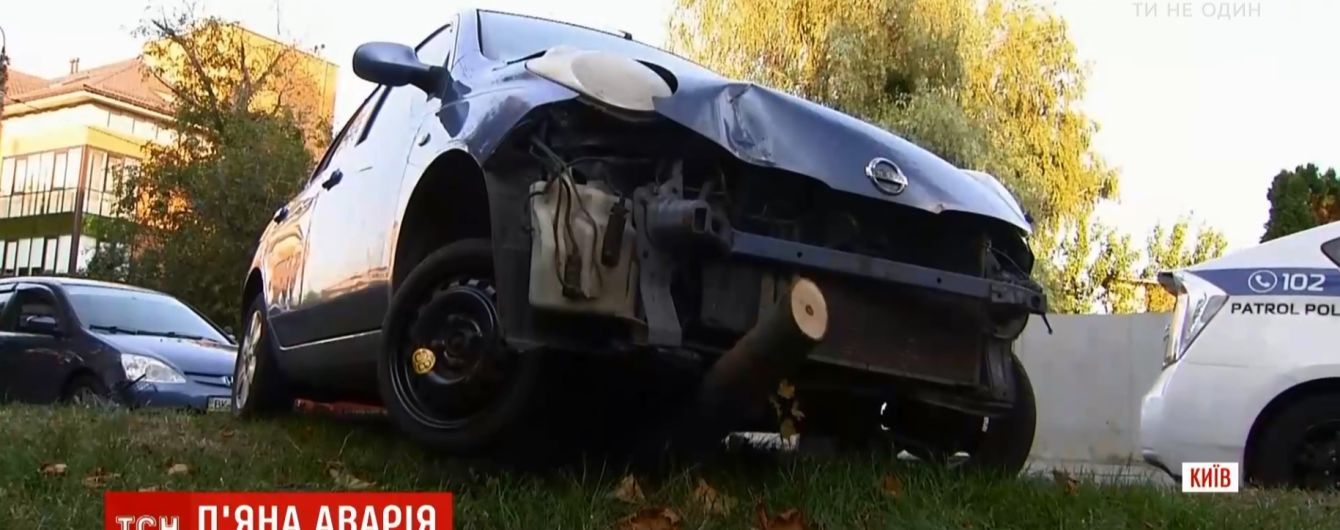 П’яний водій розтрощив чотири авто і ятку з кавунами в Києві
