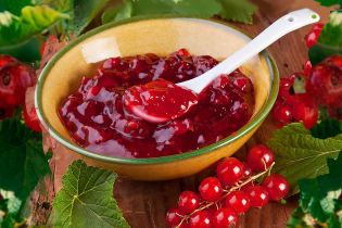 Соус из красной смородины к мясу
