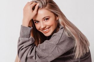 "Били в живот и называли клоуном": звезда сериала "Школа" Василенко об издевательствах одноклассников