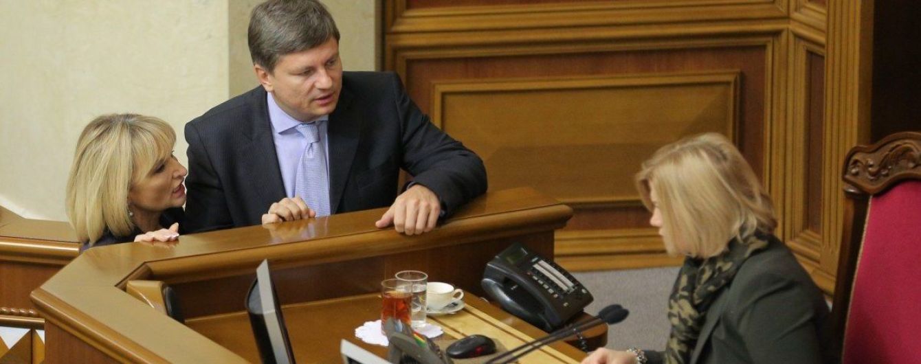 Геращенко, Герасимов, Луценко, Шуфрич и Княжицкий. ЦИК официально зарегистрировала еще 63 нардепов