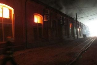 Пожар в одесском отеле обесточил трамвайное депо: вагоны вышли на маршруты с опозданием
