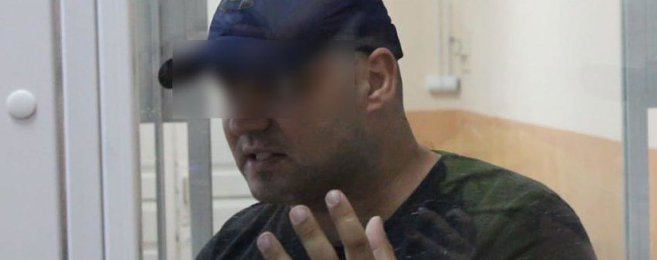 Суд избрал меру пресечения скандальному блогеру "Малышу", который избил АТОшника