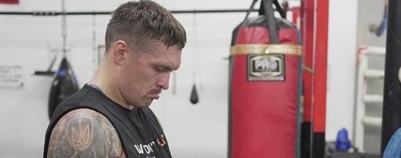 Усик розпочав спаринги перед дебютним боєм у надважкій вазі