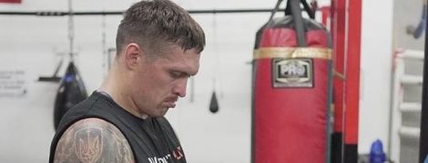 Усик розпочав спаринги перед дебютним боєм у надважкій вазі