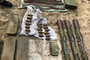 В зоне ООС обнаружили закопанными боеприпасы