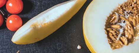Сезон дыни настал: как выбрать и кому можно есть