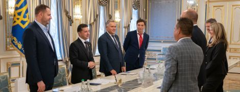 "Ваш успіх – у наших інтересах": Зеленський прийняв керівників Світового конгресу українців