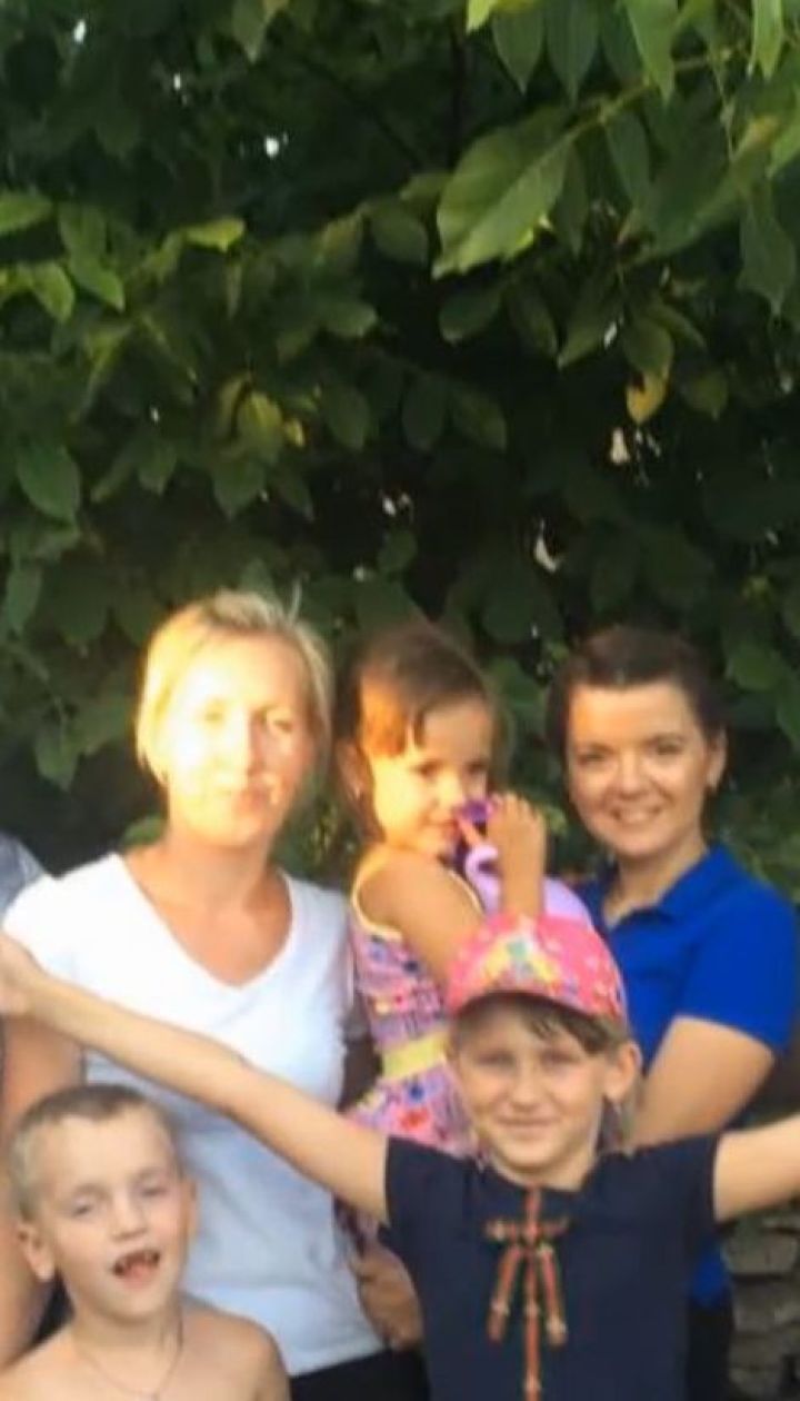 Як Марічка Падалко стала хрещеною для маленької переселенки з Луганщини