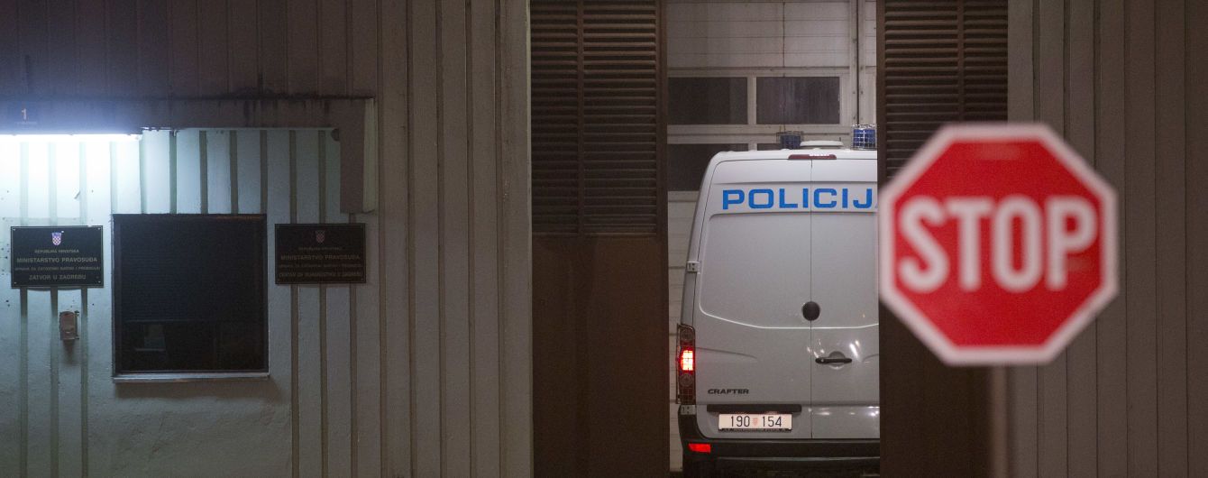 В Хорватии грузовик с мигрантами упал в воду: есть погибшие