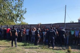 На Харьковщине охранники лесоперерабатывающего предприятия напали на журналистов. Полиция открыла дело