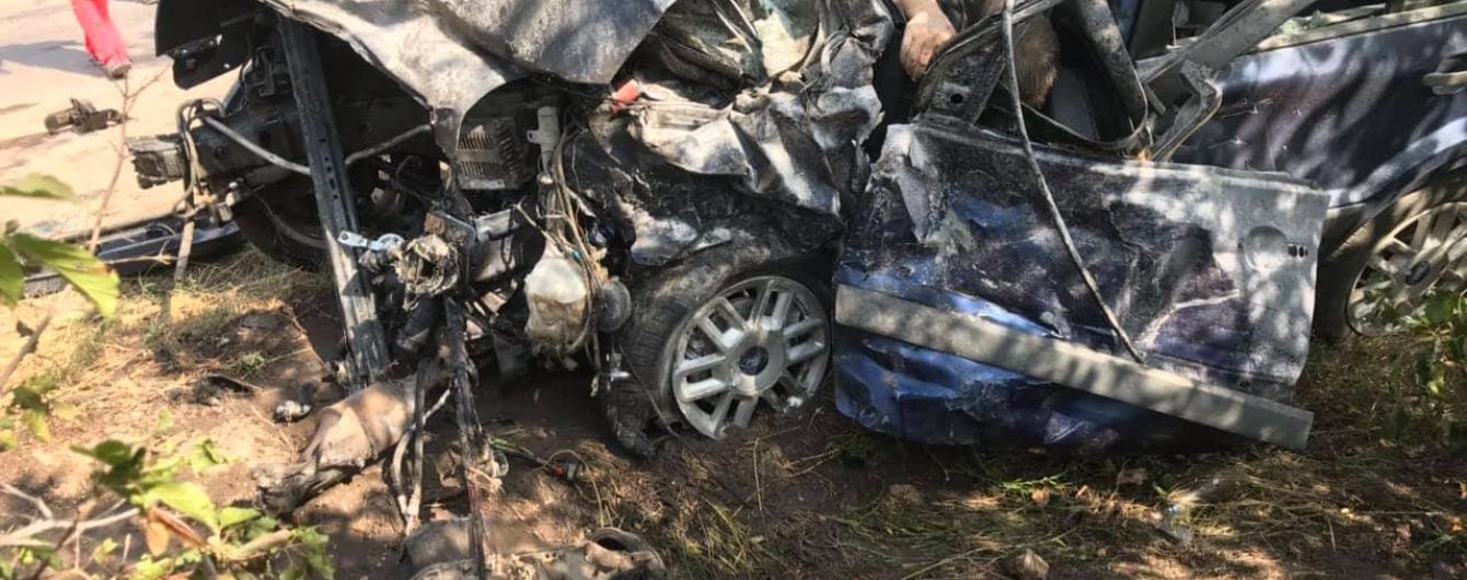 Трое людей погибли в аварии на перекрестке в Кривом Роге