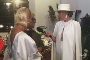 Во всем белом: Катя Осадча в стильном луке на Ukrainian Fashion Week