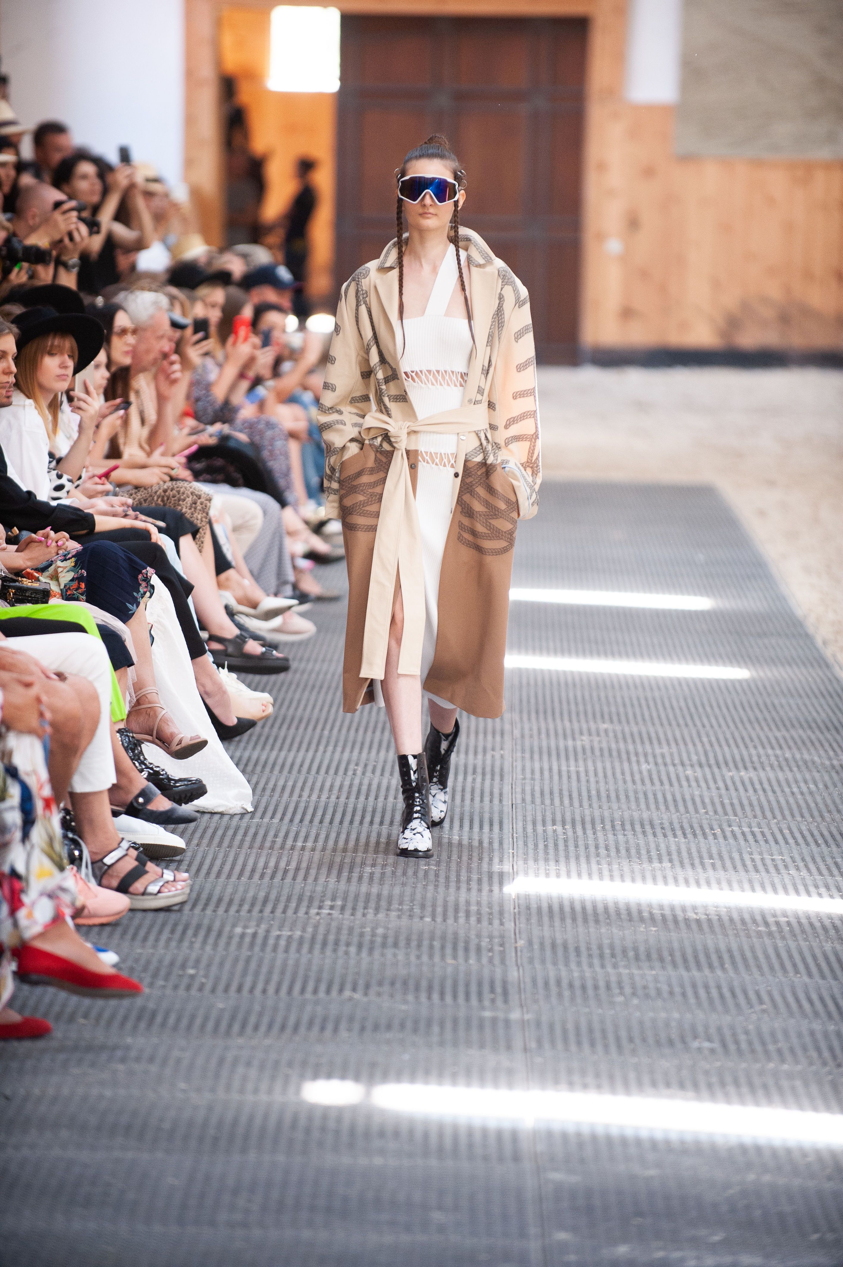 Показ коллекции SS 20 Jean Gritsfeldt_8