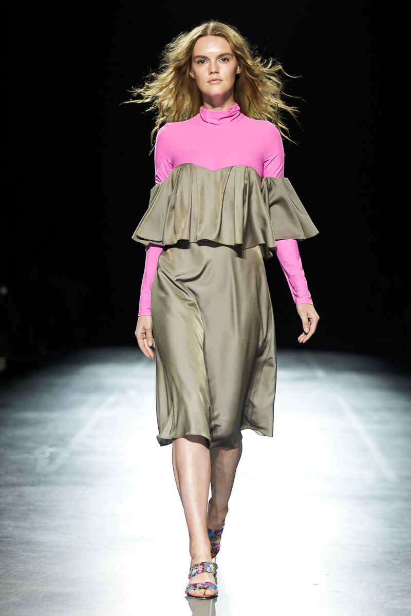 Показ коллекции SS 20 Dafna May_5
