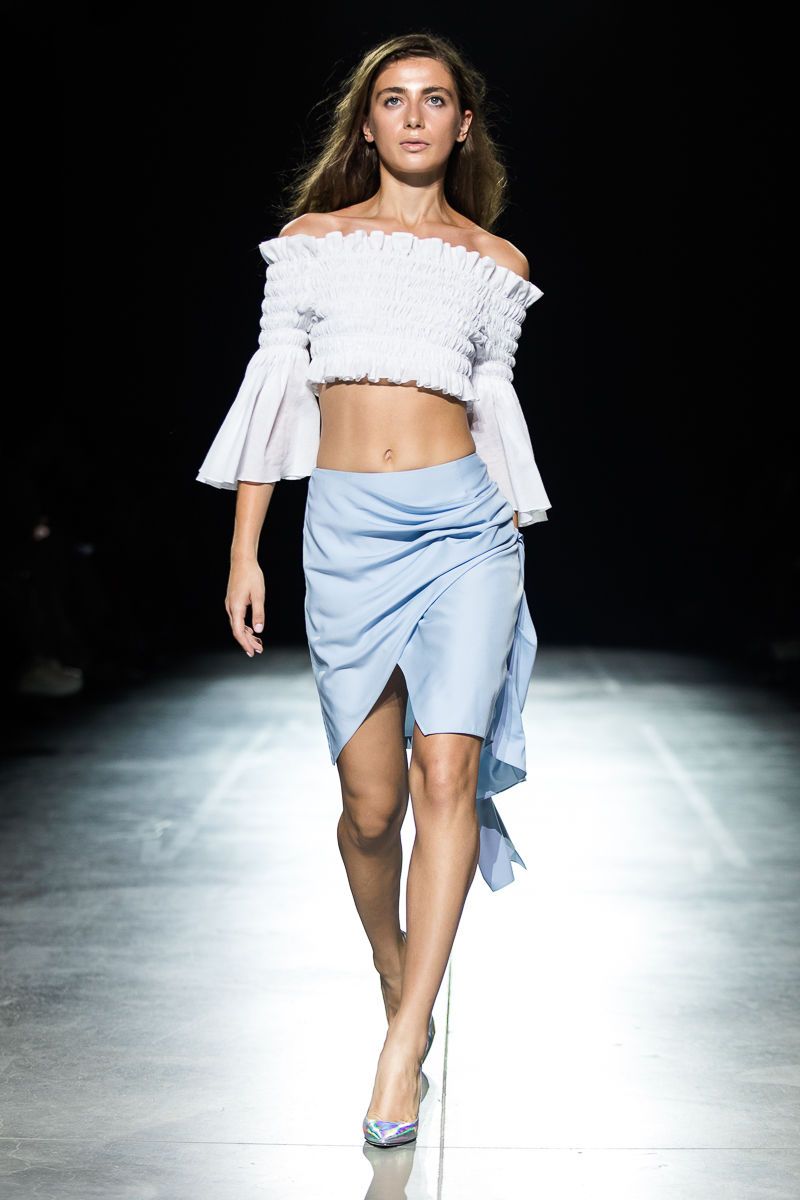 Показ коллекции SS 20 Dafna May_15