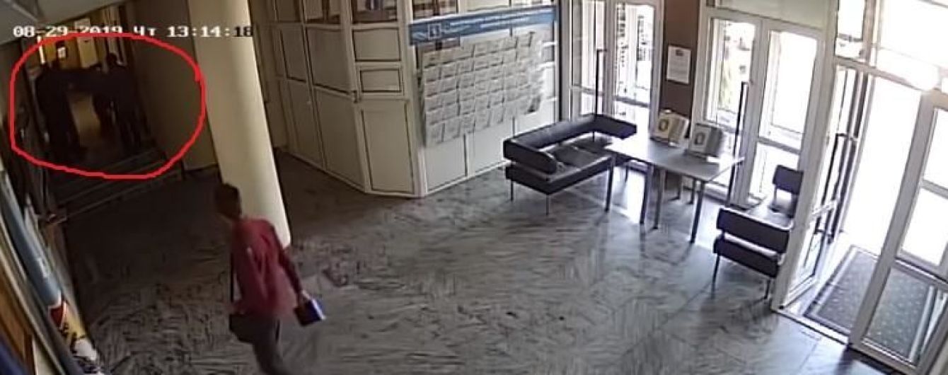 Полиция возбудила уголовное производство против известного скандалом с Зеленским бориспольского чиновника