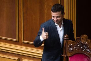 Зеленский, Разумков и Гончарук: опрос показал, кому из политиков больше всего доверяют украинцы