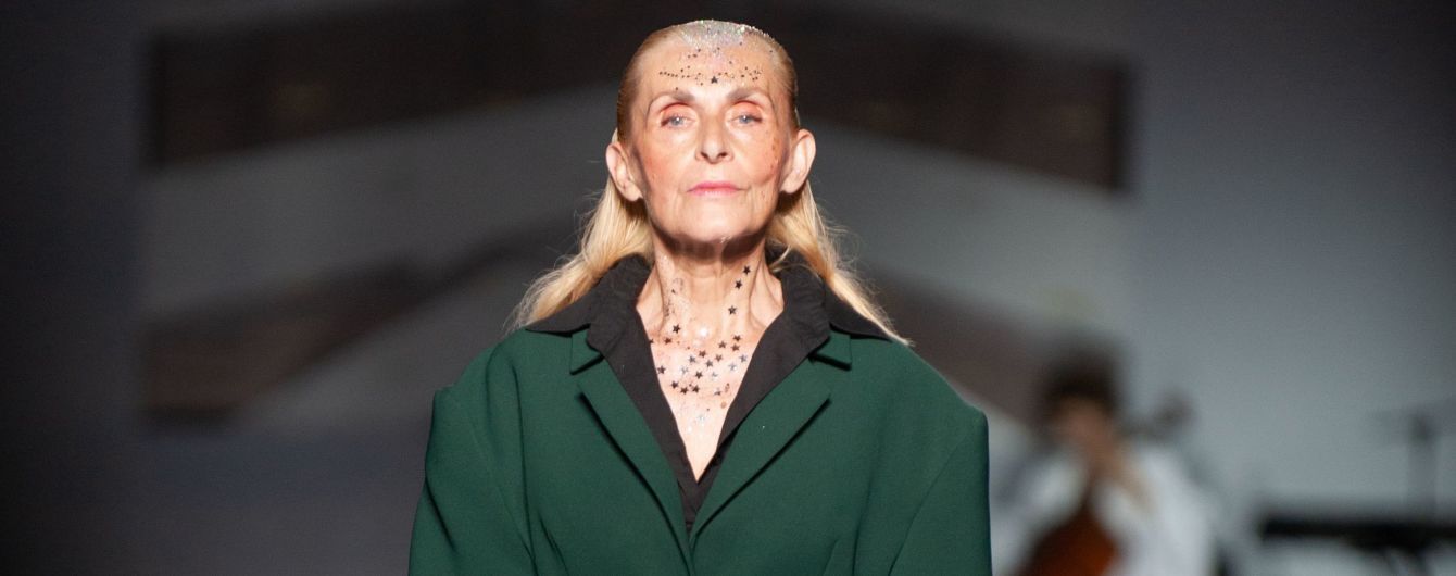 Модели 55+ в роскошных нарядах вышли на подиум Ukrainian Fashion Week