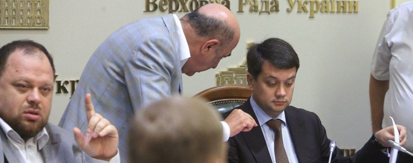 Рабинович подал в КСУ на Разумкова за призыв разговаривать на украинском языке