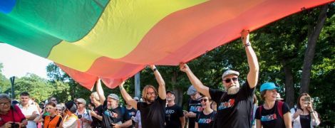 Влада Харкова передумала через суд забороняти проведення "Прайду"