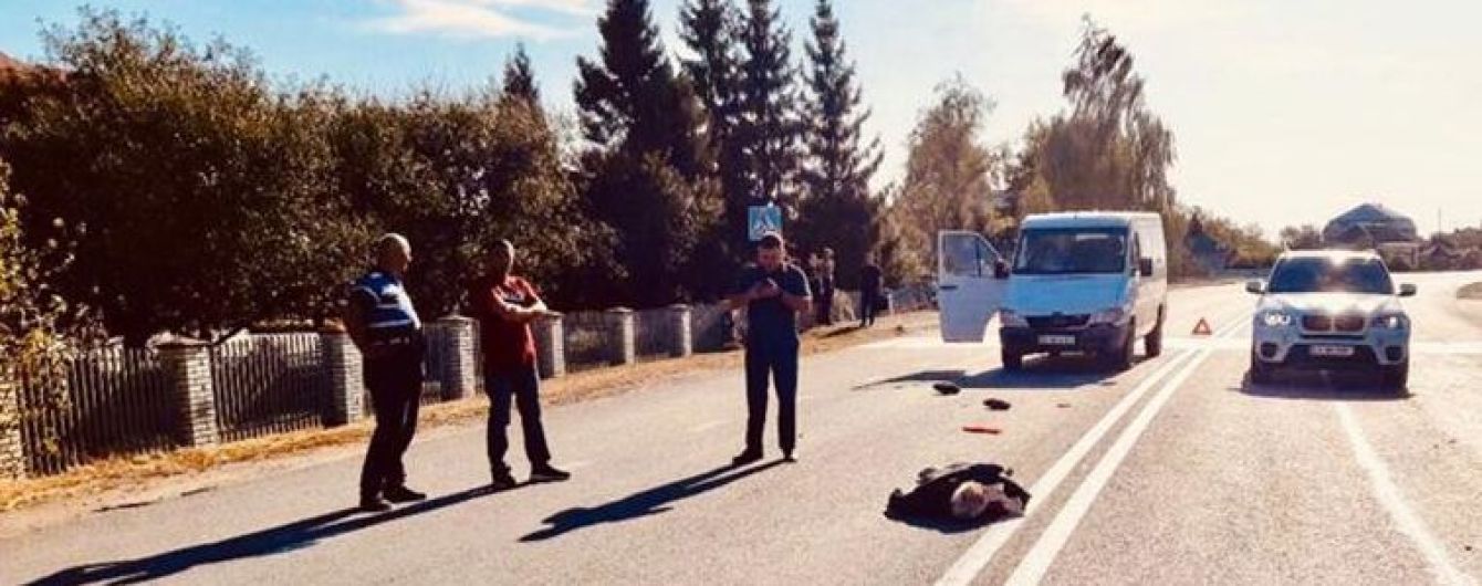 На Івано-Франківщині депутат збив на смерть пенсіонера на пішоходному переході
