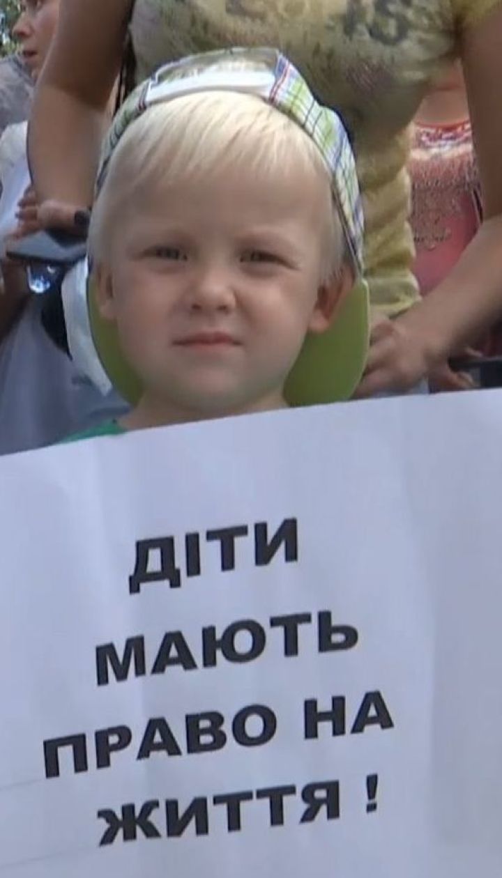 Жители села в Ровенской области жалуются на местное предприятие из-за отравленного воздуха