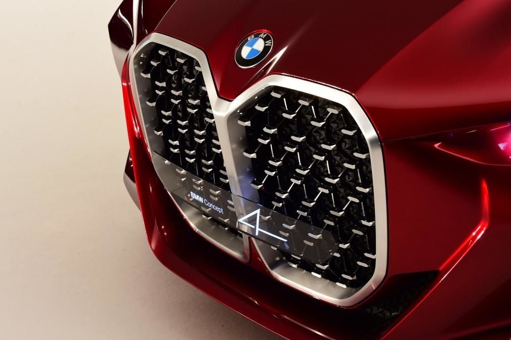 BMW представила новое купе Concept 4