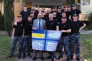 Освобожденные украинские моряки собрали деньги на помощь российскому политзаключенному
