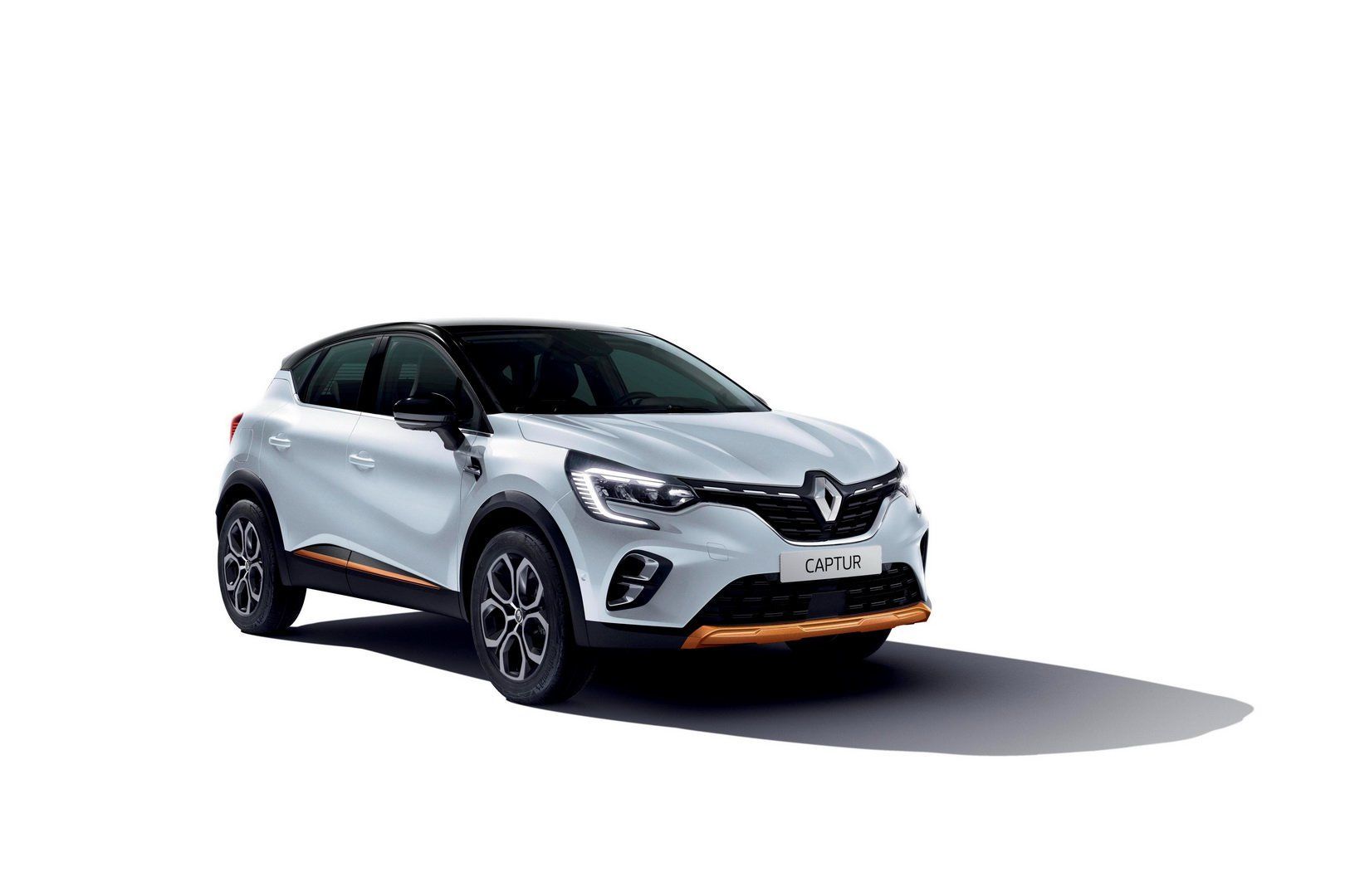 Renault представила обновленный Captur