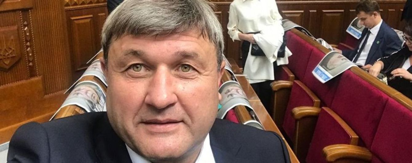 Разумков "привітав" Раду з першим кнопкодавом. ЧЕСНО знайшло ще одного