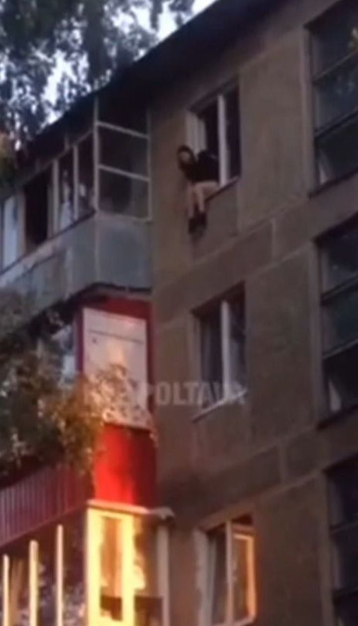 Полтавські надзвичайники врятували 19-річну дівчину від скоєння самогубства