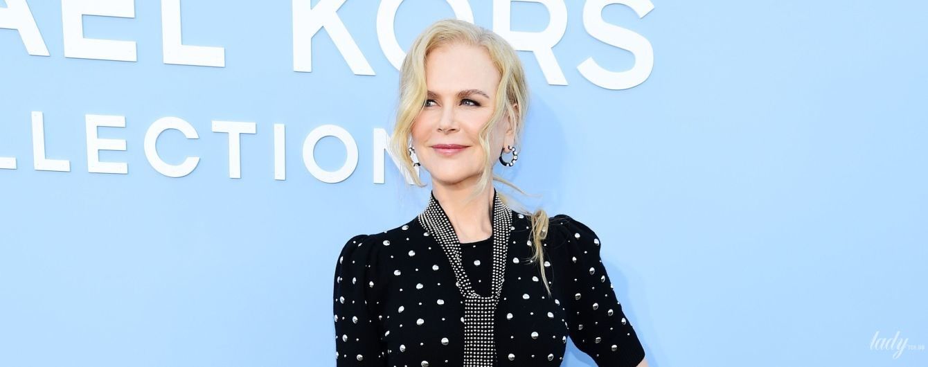 В елегантному вбранні і туфлях з шипами: Ніколь Кідман на фешншоу Michael Kors